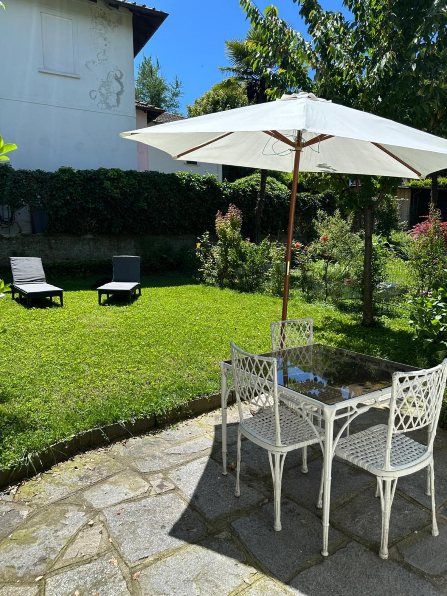 Casa Del Custode: Renovated Flat With Garden In A Villa Near The Lake Stresa Exterior photo