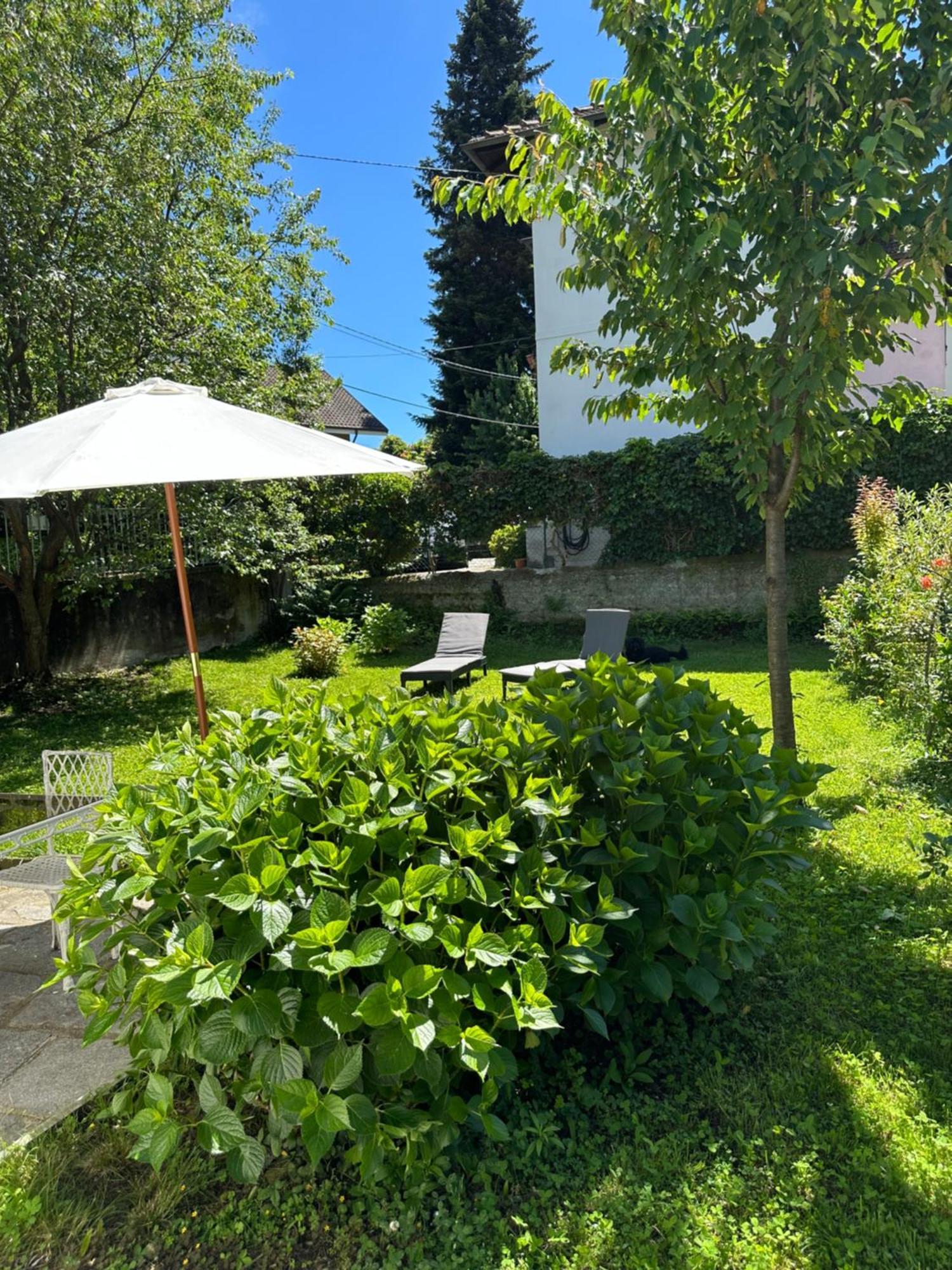 Casa Del Custode: Renovated Flat With Garden In A Villa Near The Lake Stresa Exterior photo